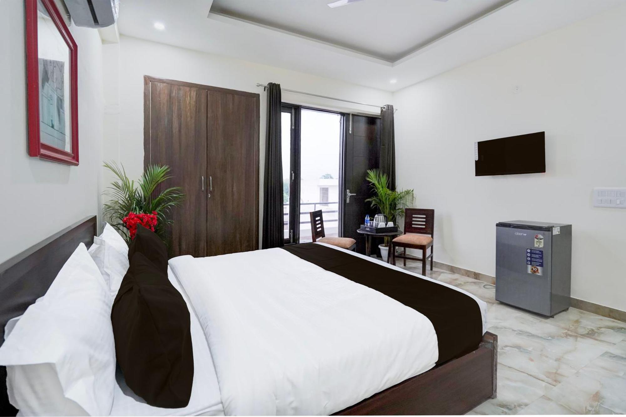 Townhouse Delight Inn คูร์เคาน์ ภายนอก รูปภาพ