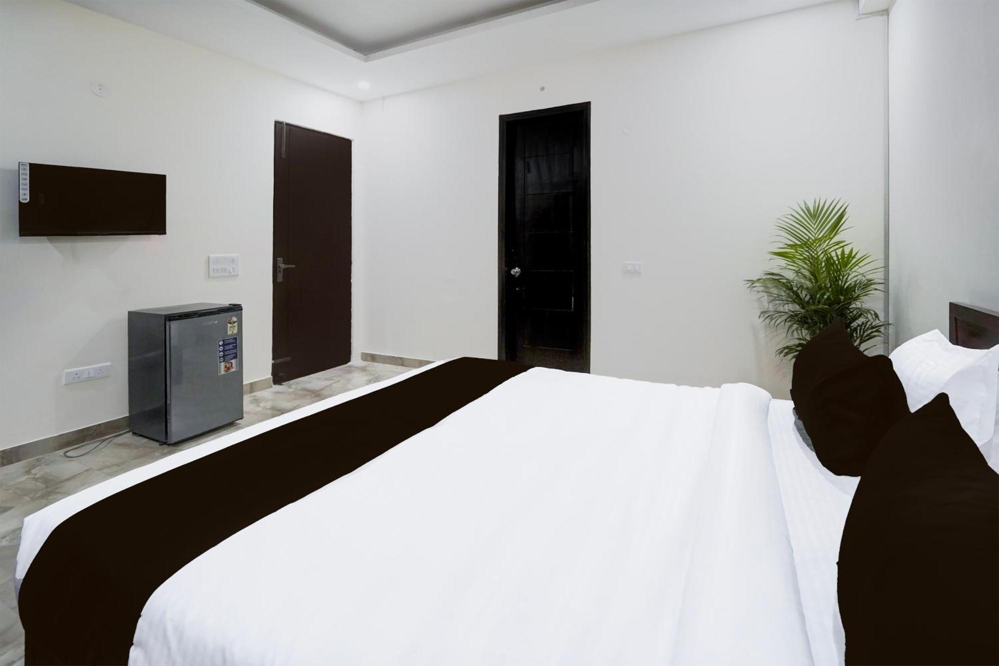 Townhouse Delight Inn คูร์เคาน์ ภายนอก รูปภาพ