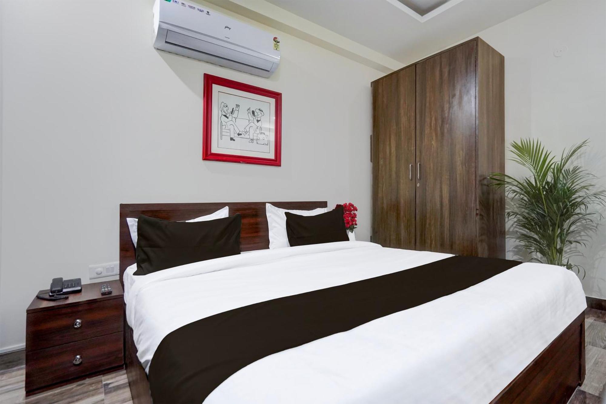 Townhouse Delight Inn คูร์เคาน์ ภายนอก รูปภาพ