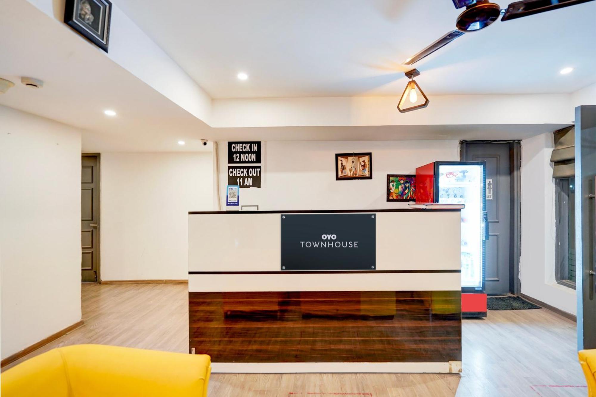 Townhouse Delight Inn คูร์เคาน์ ภายนอก รูปภาพ