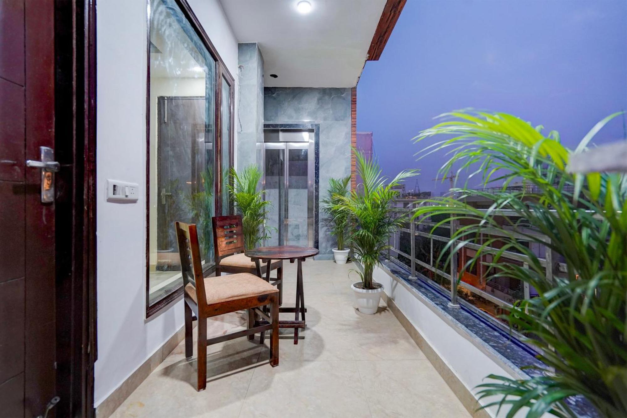 Townhouse Delight Inn คูร์เคาน์ ภายนอก รูปภาพ